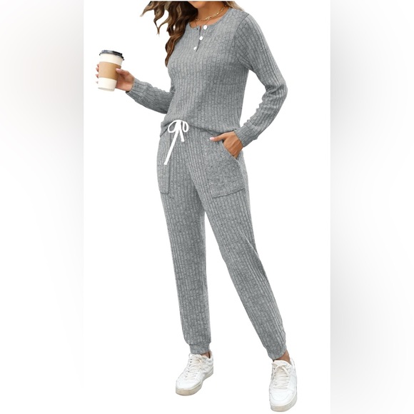 Cozy Ribbed Knit Lounge Set- Gray - Picture 3 of 5